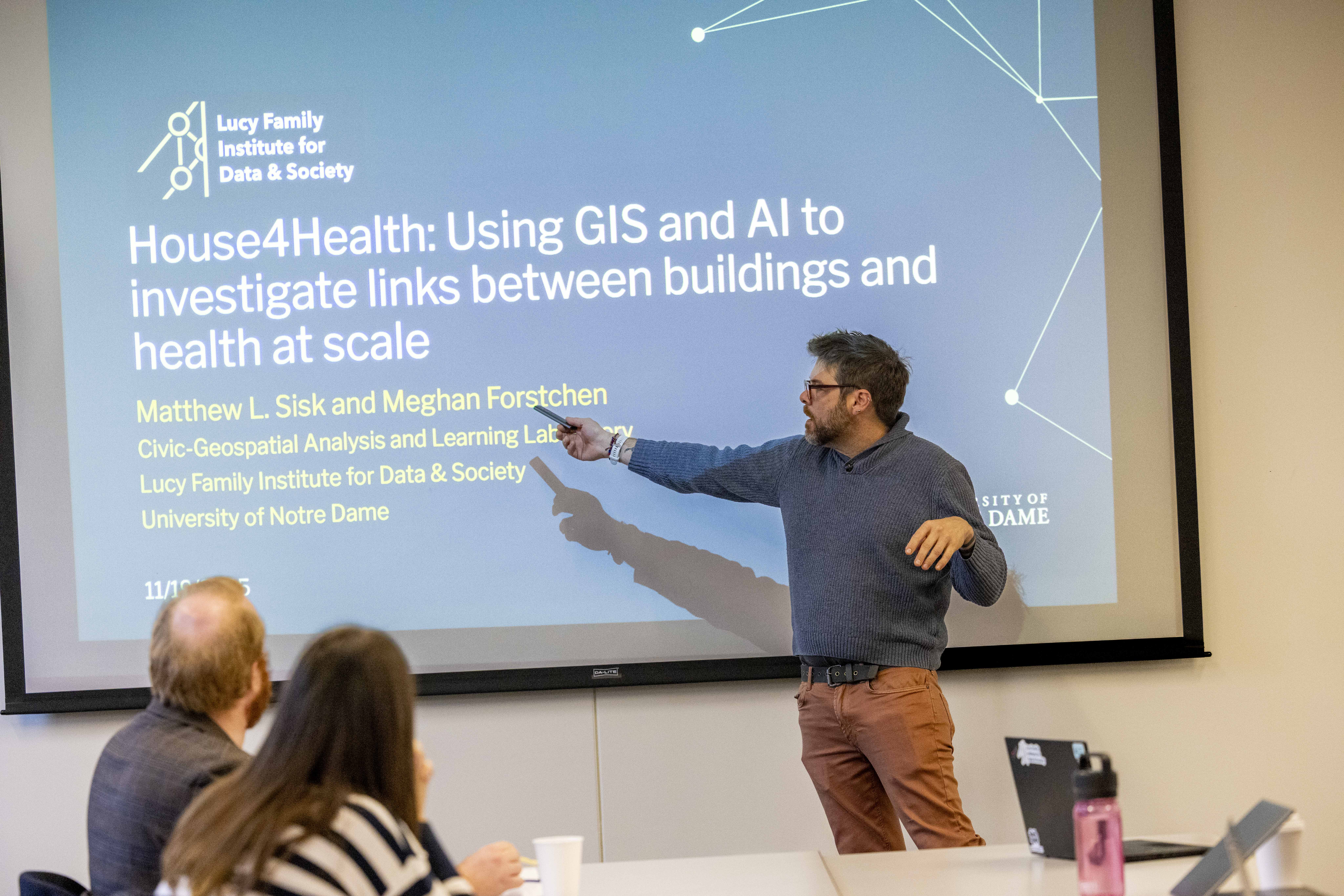 11192025_GIS Day_16.jpg