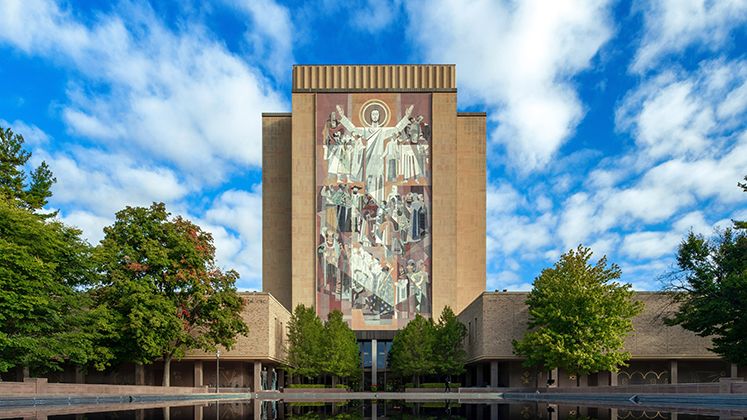 Erika Hosselkus named associate university librarian at Notre Dame Hesburgh Libraries