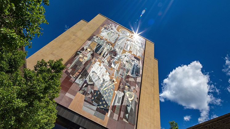 K. Matthew Dames appointed chief librarian of Notre Dame’s Hesburgh Libraries