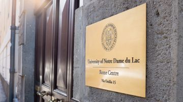Notre Dame Rome and Hesburgh Libraries Formalize Strategic Partnership to Strengthen Rome Library
