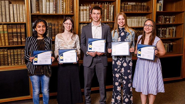 Five students receive Undergraduate Library Research Awards
